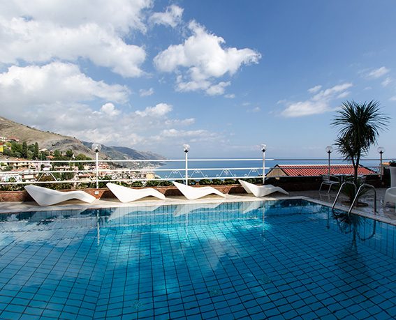 Splendid Hotel Taormina - a pochi passi dal pittoresco centro storico ...